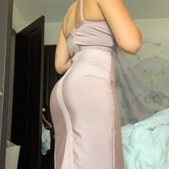 Body on Mid dress with side slit - Picture 3 of 3